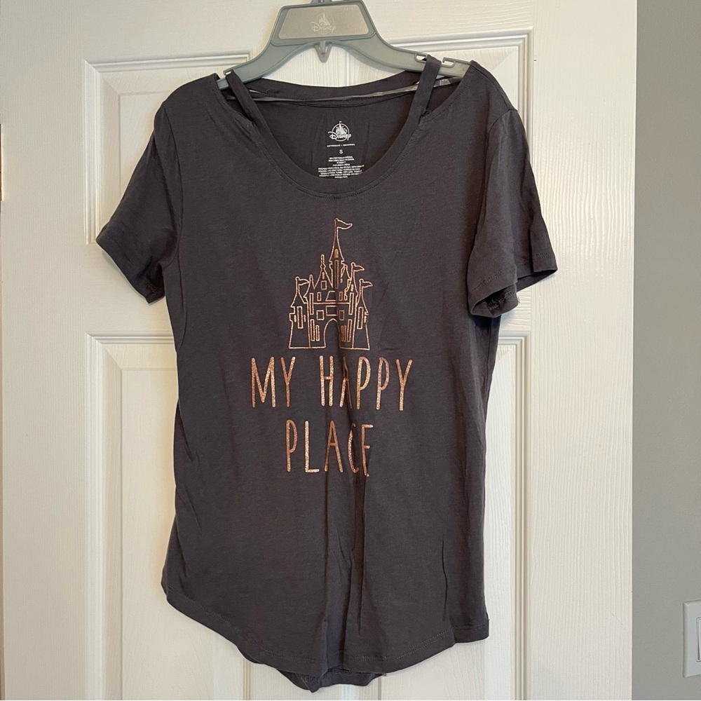 Disney Parks Womans Cutout
Neckline "My Happy Place" T Shirt, sz S